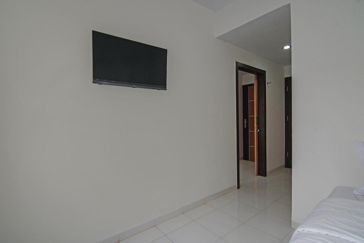Oyo 92300 Koala House Hotel เปกันบารู ภายนอก รูปภาพ