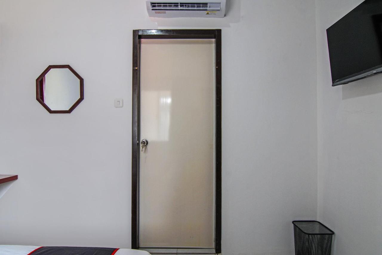 Oyo 92300 Koala House Hotel เปกันบารู ภายนอก รูปภาพ